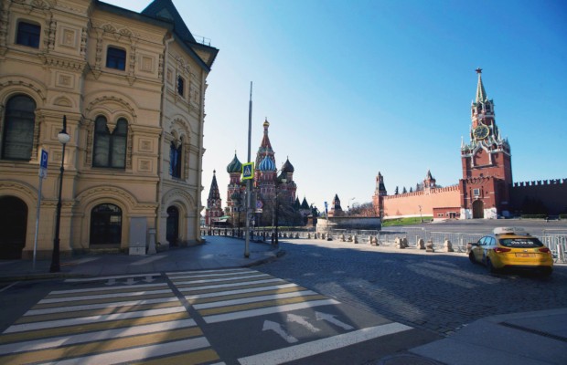 Продлены ограничения на въезд иностранцев в Россию
