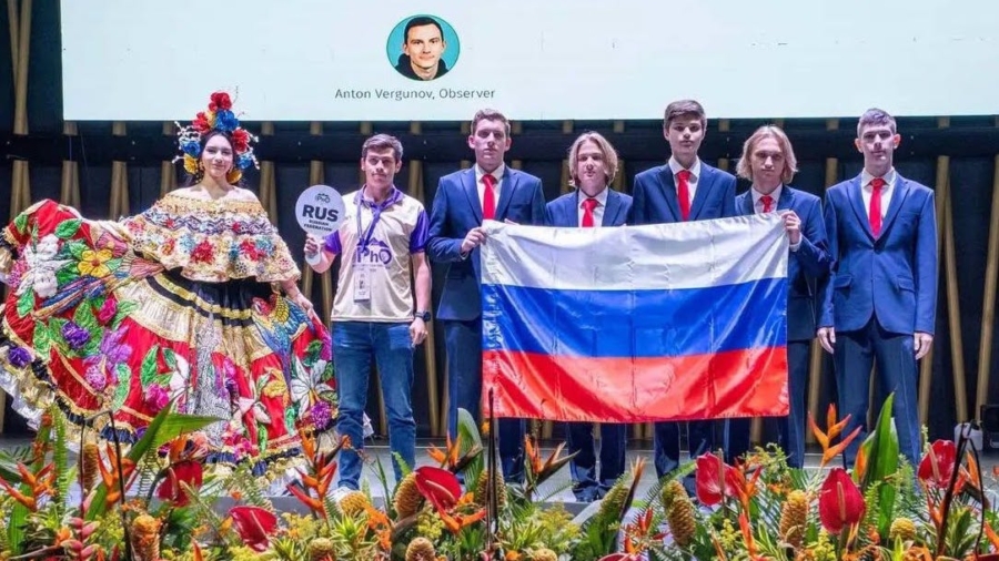 Все участники сборной России завоевали золотые медали Международной олимпиады по физике